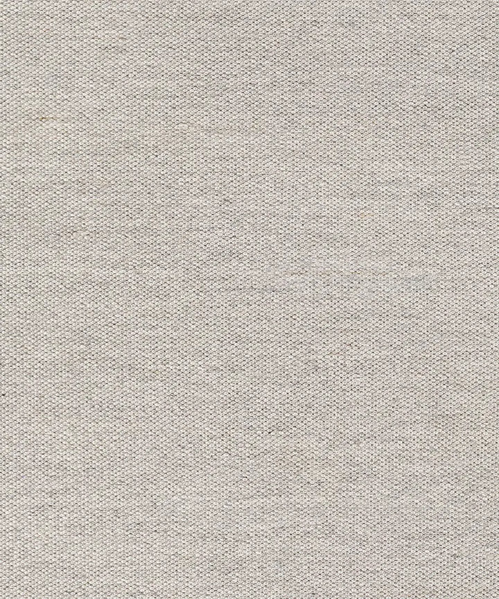 Hand Woven Solid Acacia Light Grey Recycled Pet Yarn Rug