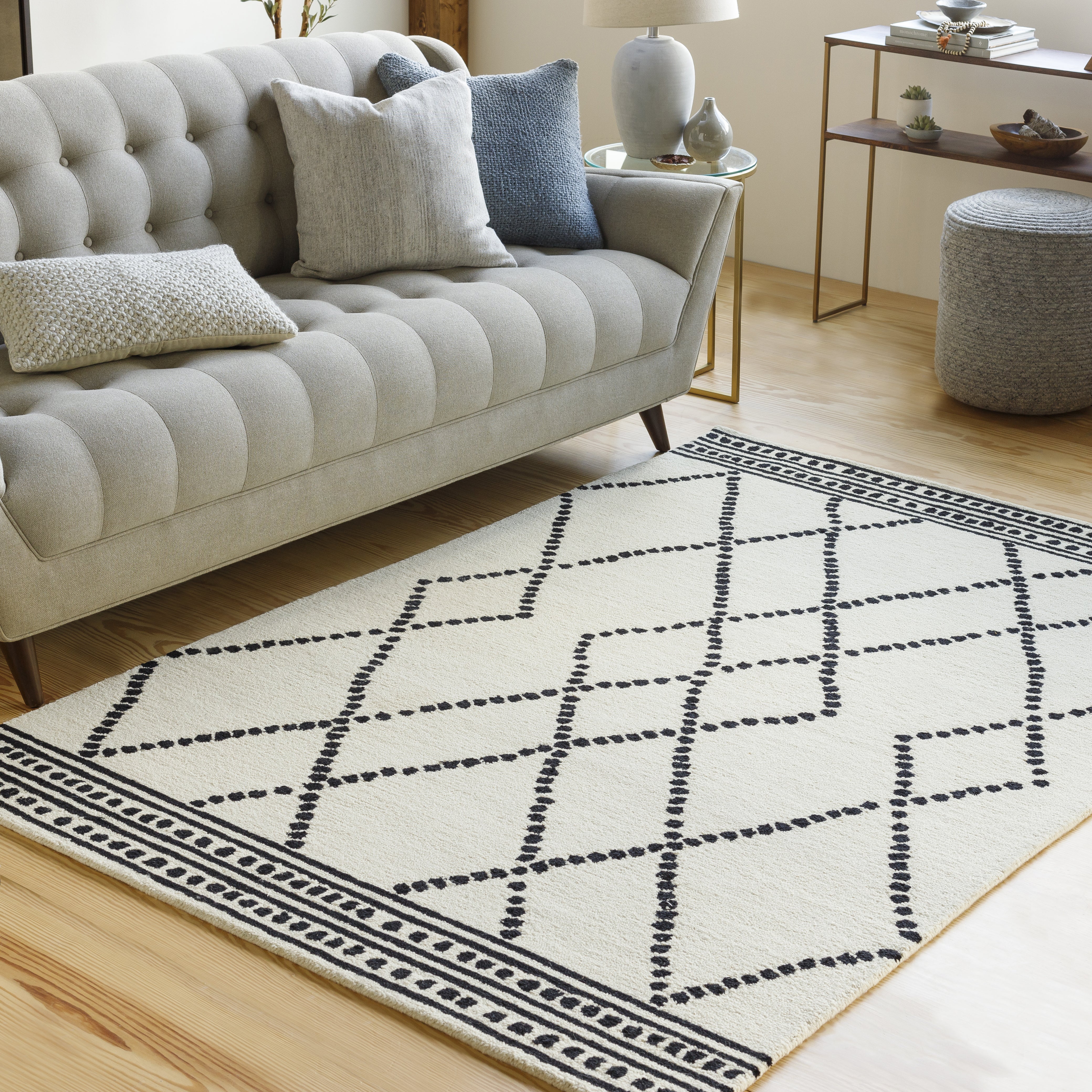 Hand-Tufted Arsenal Cream and Black Wool Rug