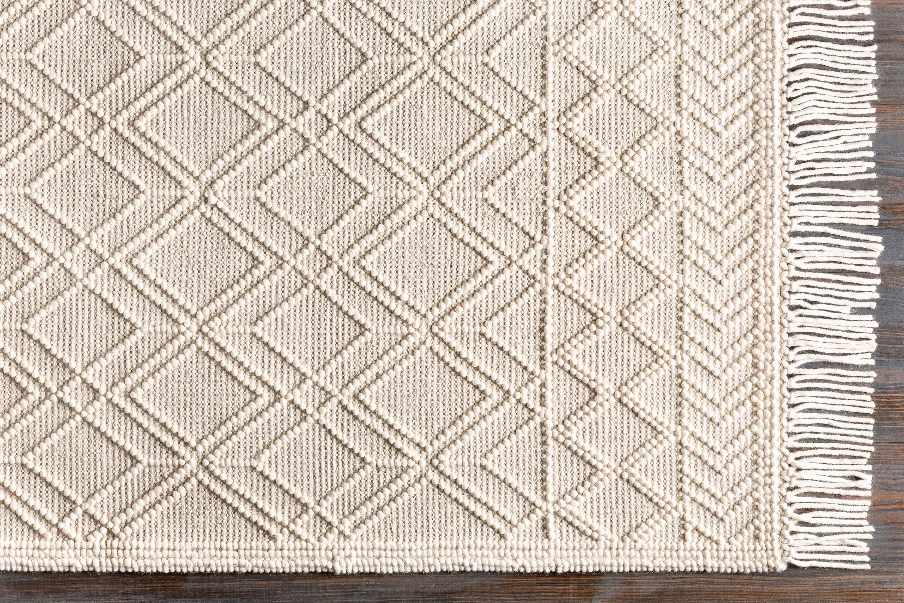 Hand Woven Casa De Campo Ivory and Beige Wool Rug