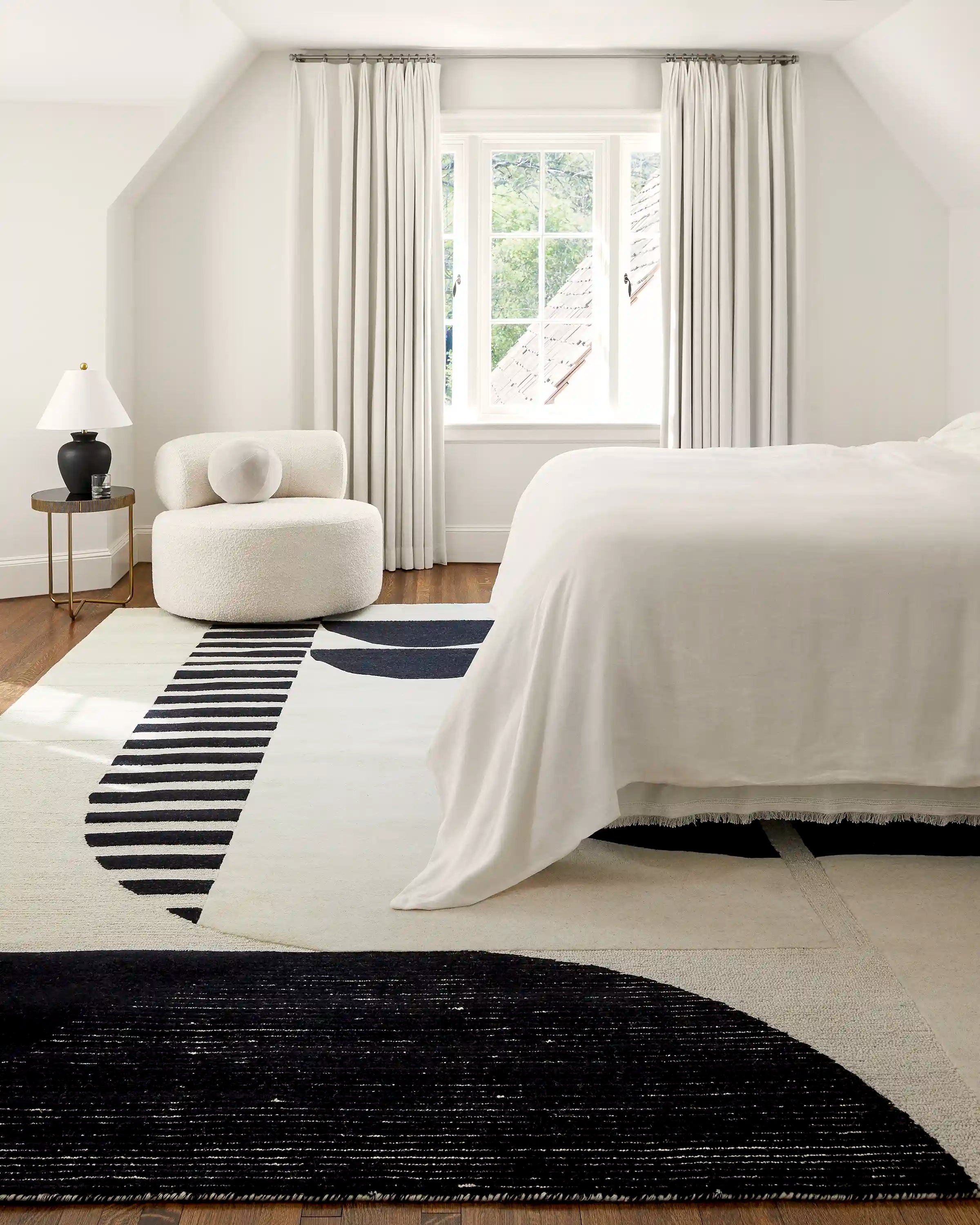 Hand Tufted Brooklyn Geometric Wool Rug