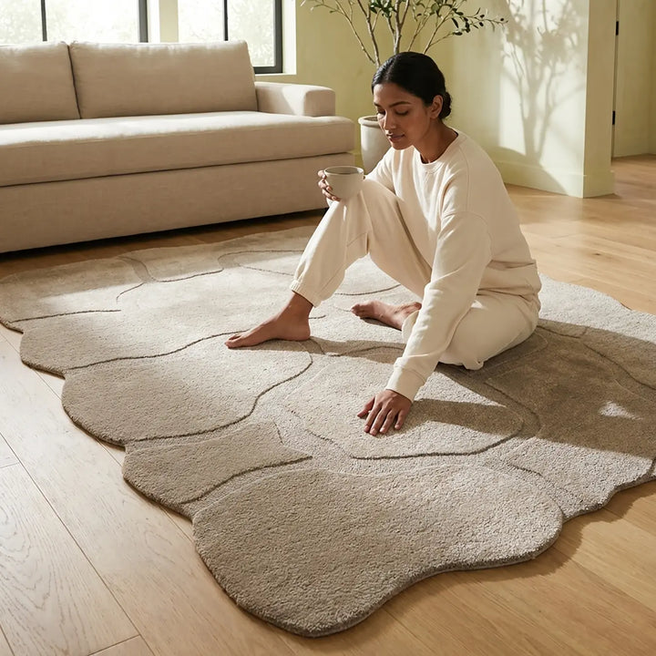 Hand Tufted Wool Viscose Ivory Area Rug