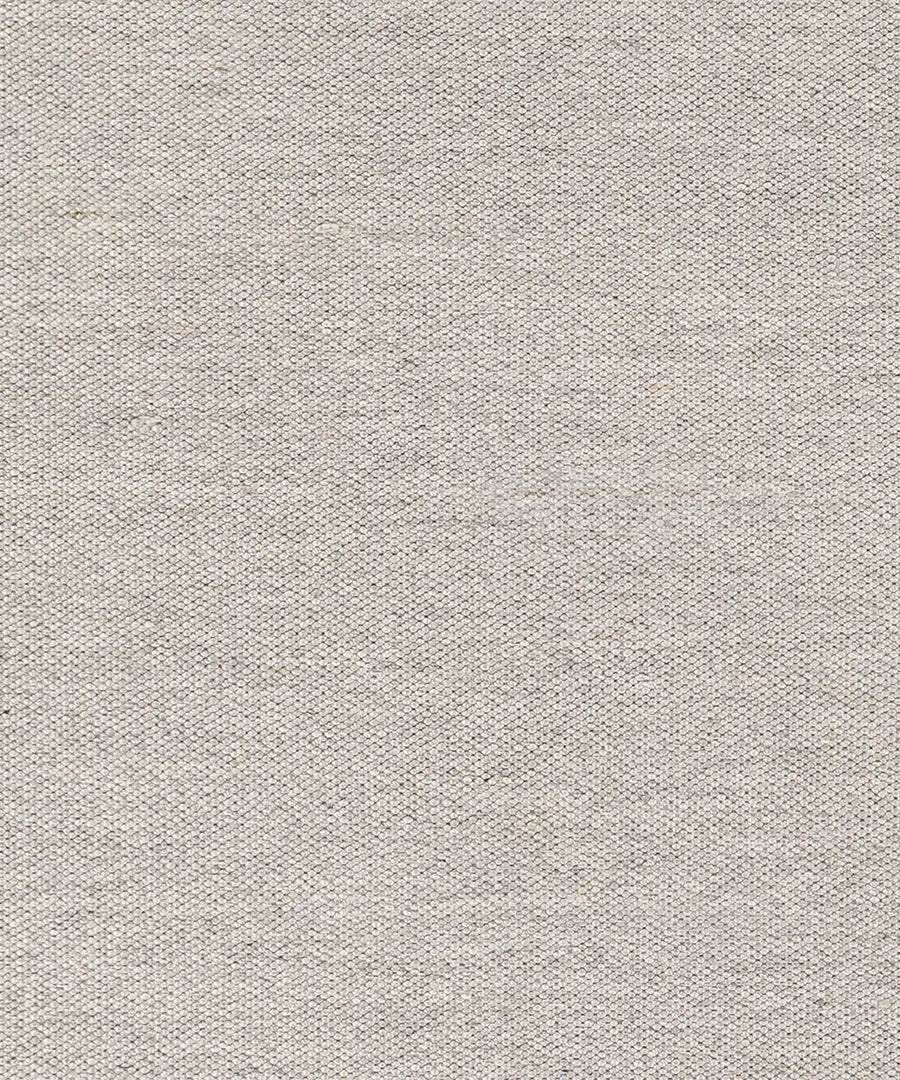 Hand Woven Solid Acacia Light Grey Recycled Pet Yarn Rug