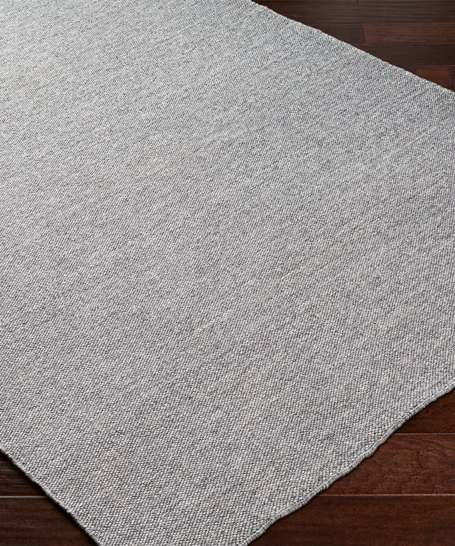 Hand Woven Solid Acacia Gray Recycled Pet Yarn Rug