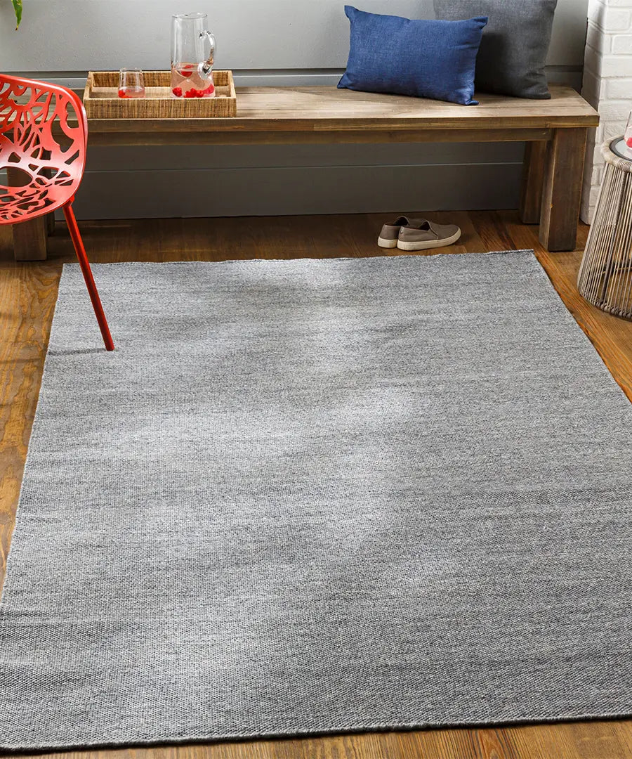 Hand Woven Solid Acacia Gray Recycled Pet Yarn Rug