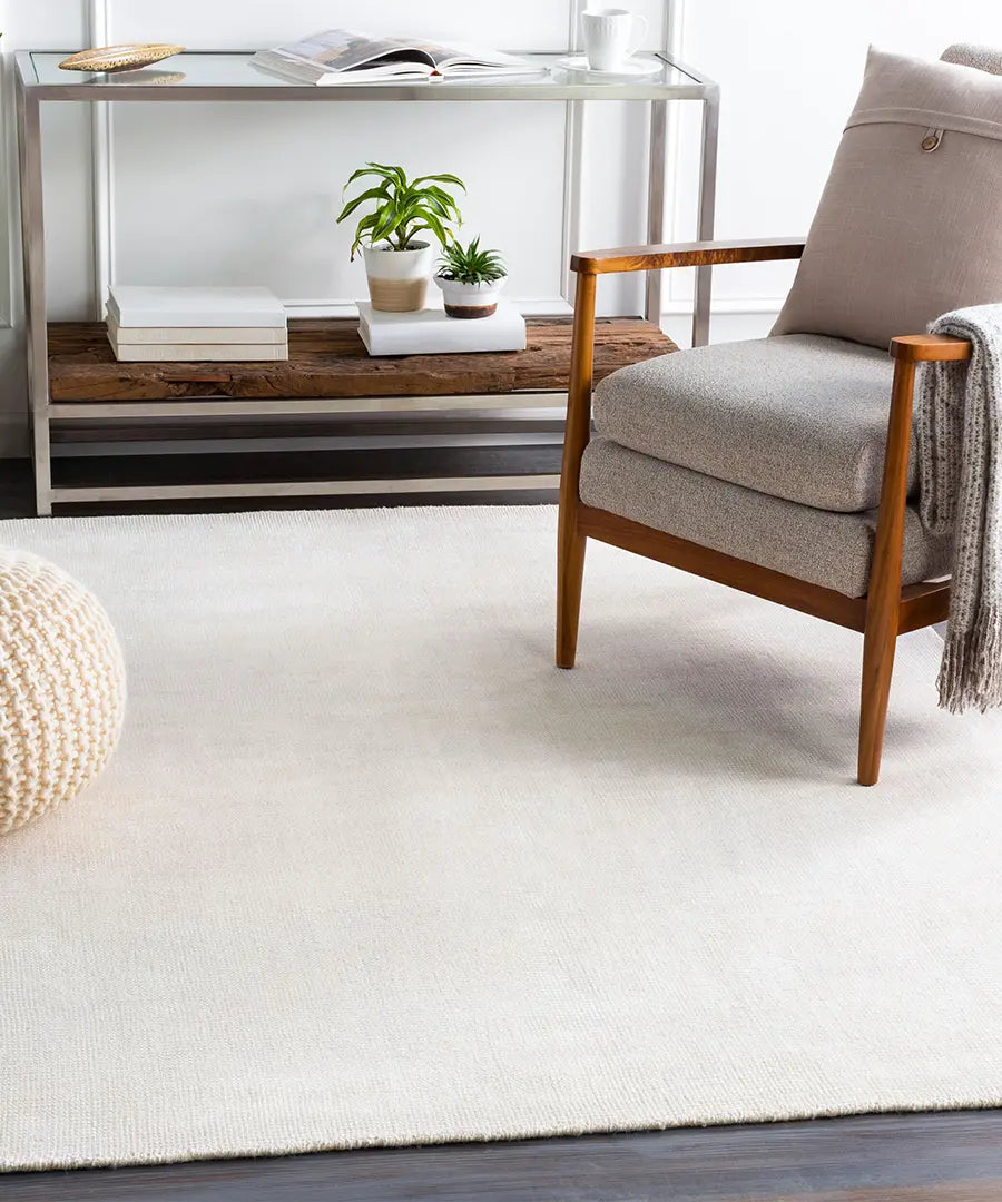 Hand Loomed Solid Amalfi Ivory Viscose & Wool Rug