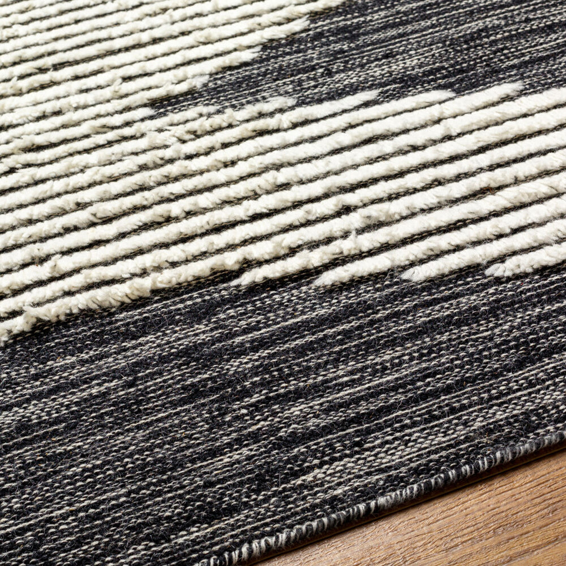 Apache Hand-Woven Cream and Black Wool Rug