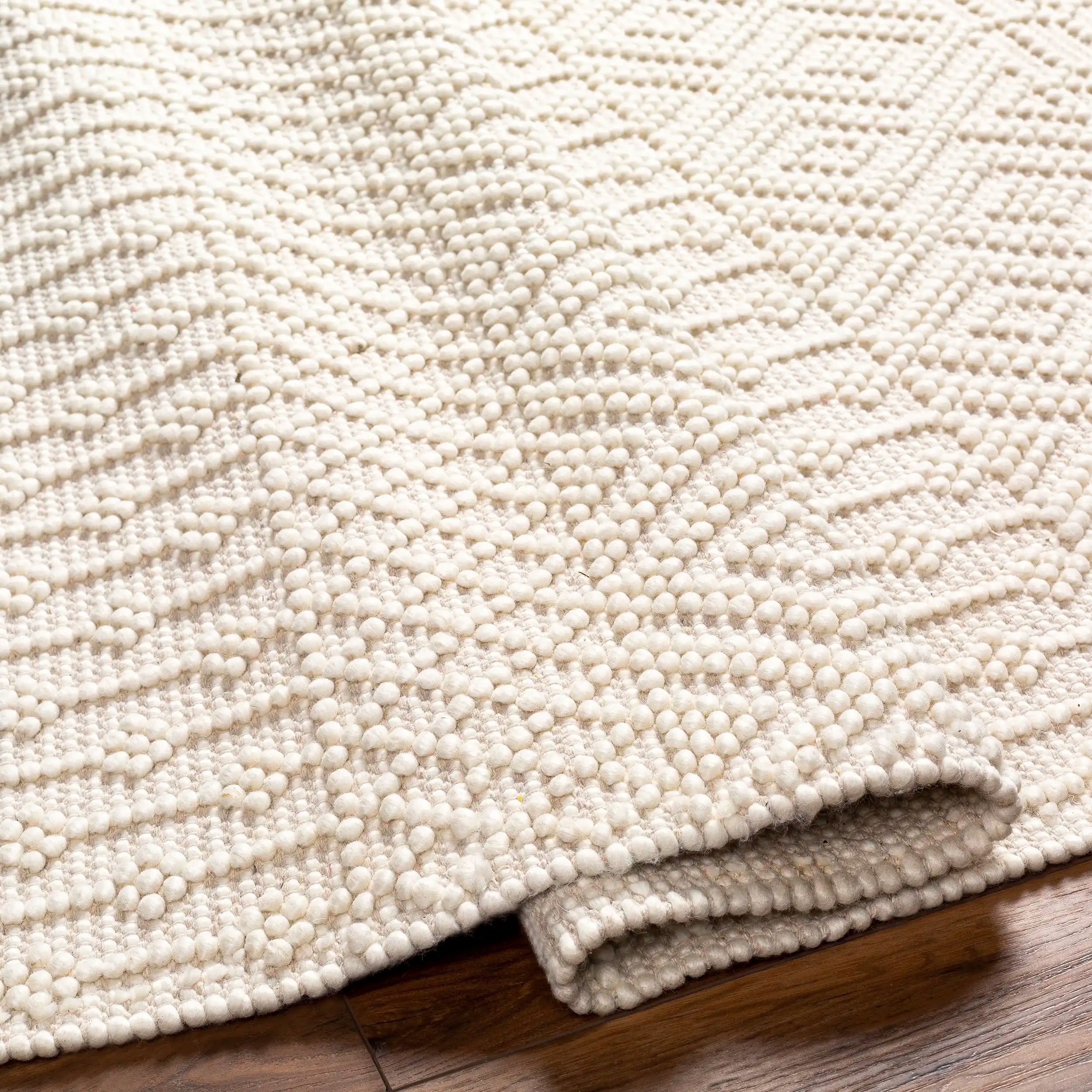 Hand-Woven Casa DeCampo Ivory Wool Rug