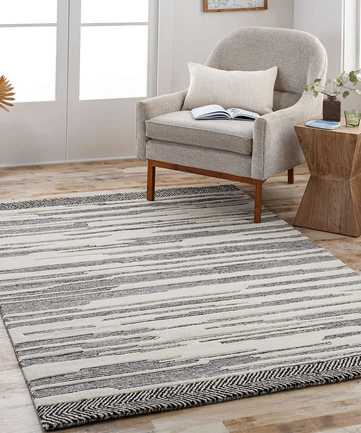 Hand Tufted Geometric & Stripes Cherokee Black Wool Rug