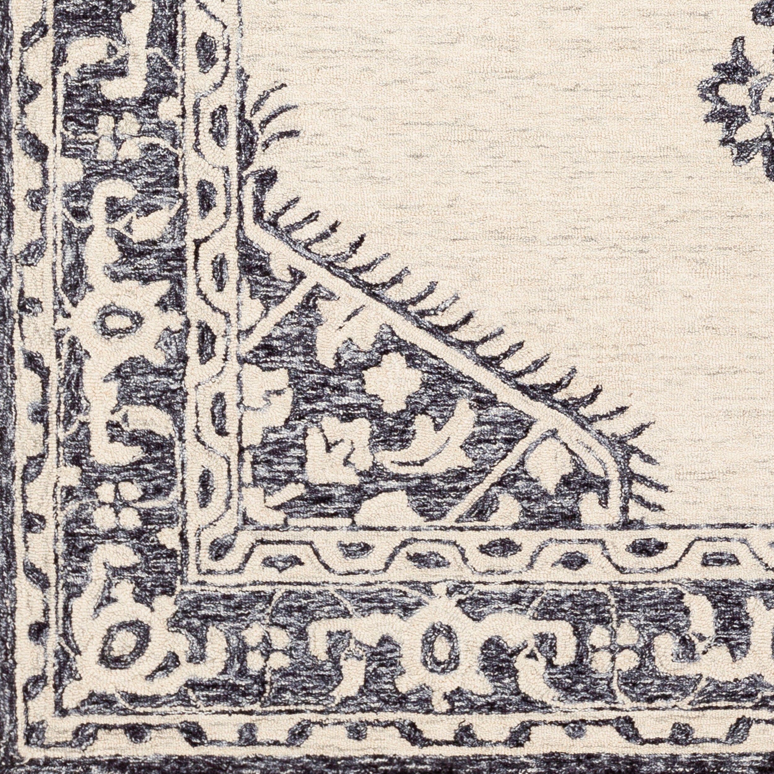 Hand-Tufted Granada Black and Charcoal Wool Rug