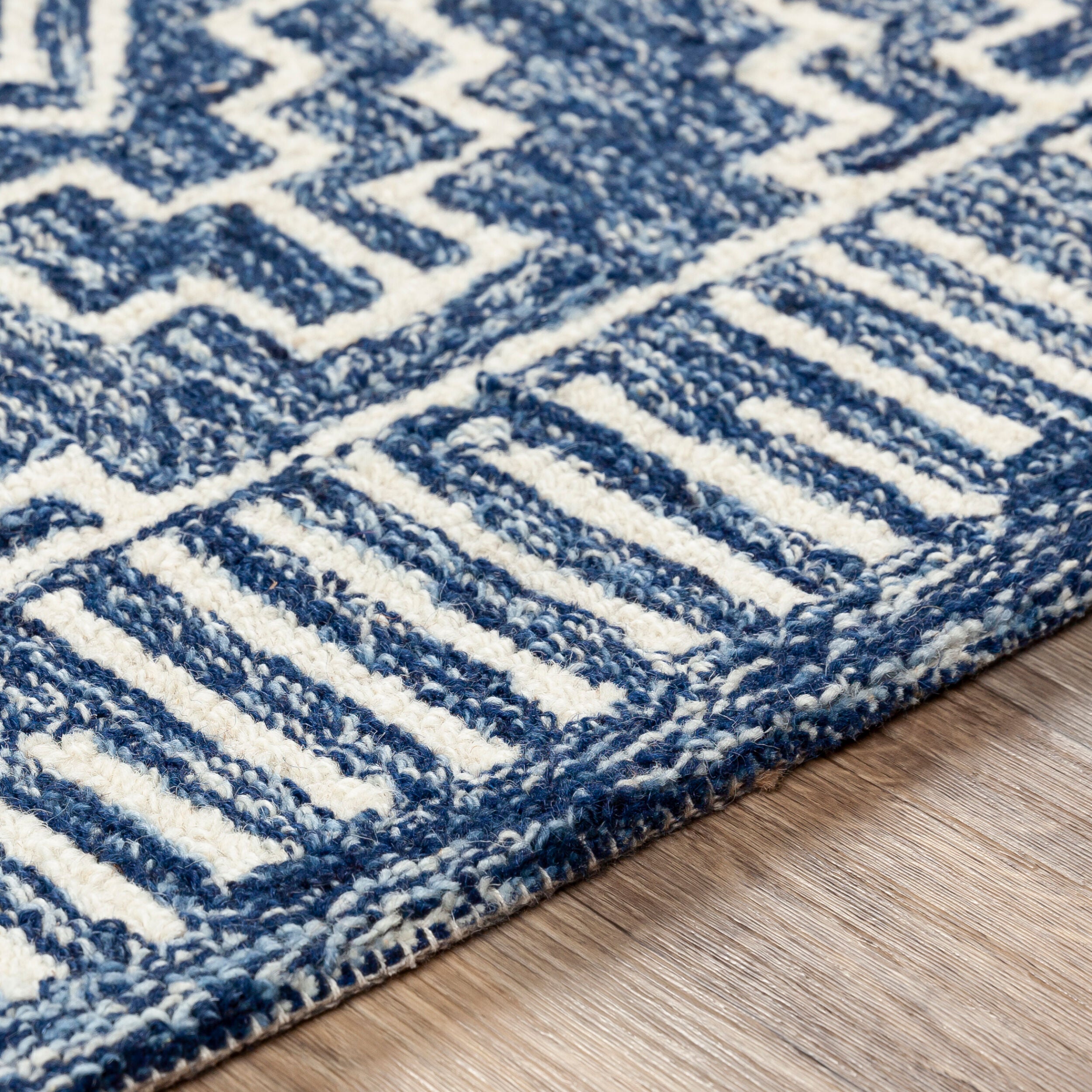 Hand-Tufted Granada Mosaic Navy and Light Blue Wool Rug