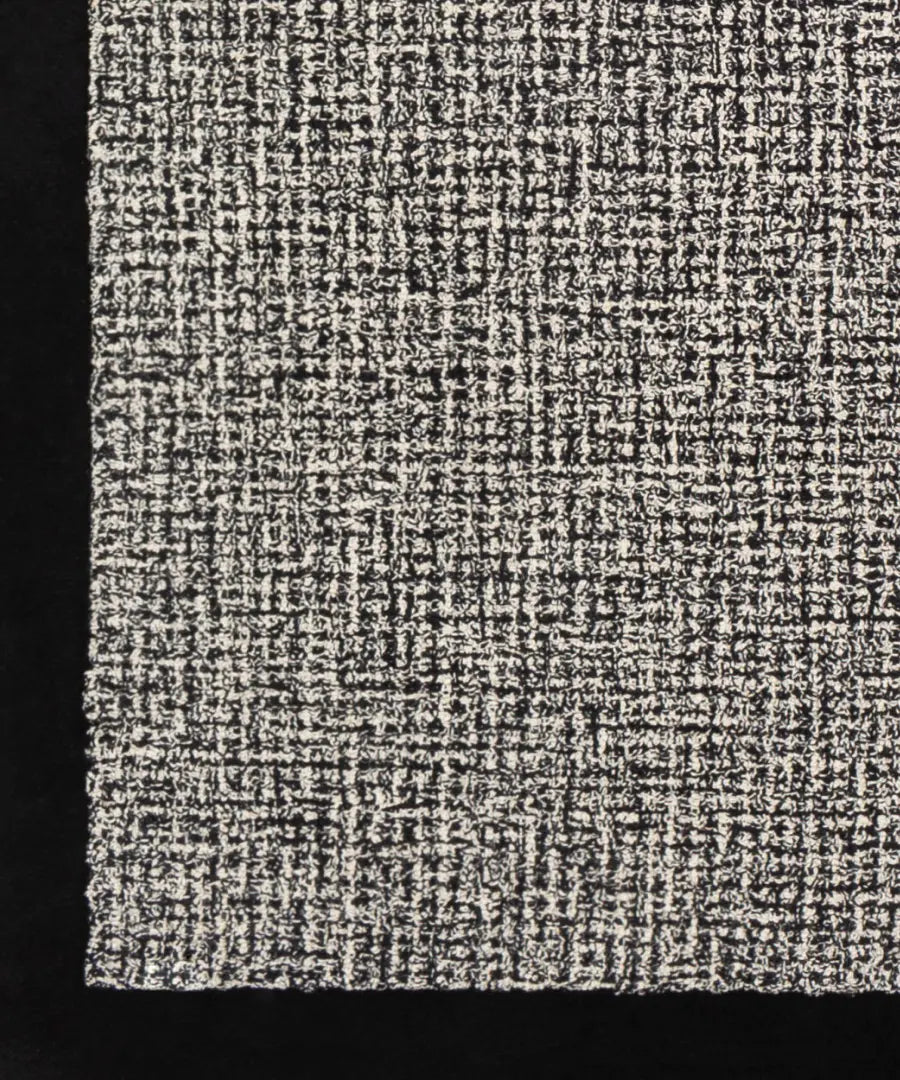 Hand Tufted Solid Siena Black Wool Rug