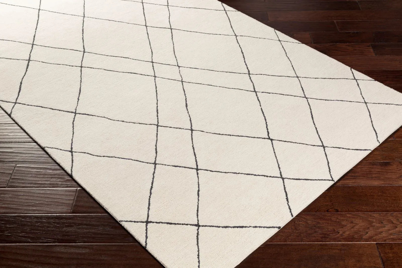 Hand Tufted Sinop Cream Wool Rug