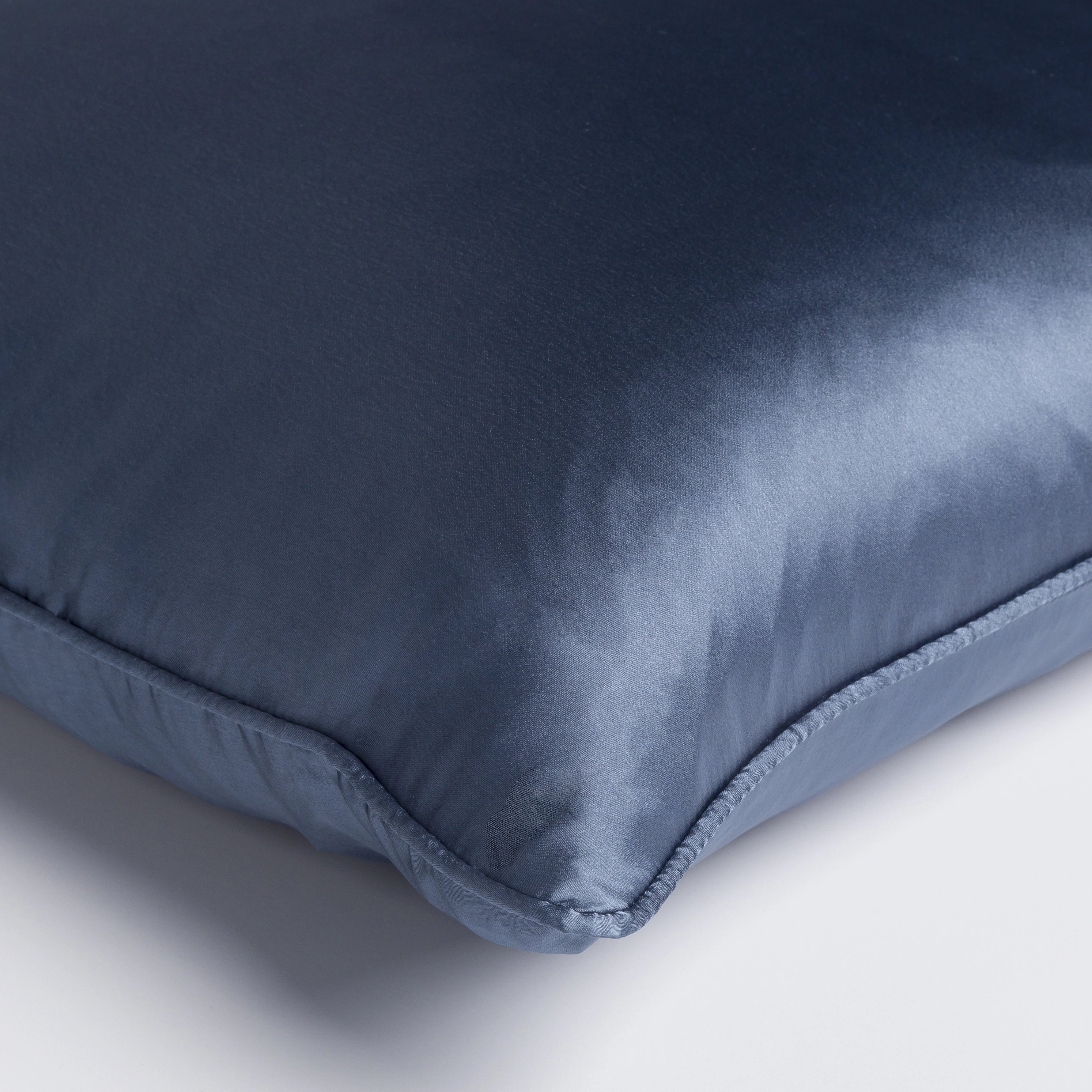Tokyo Polyester Blue Pillow Cover